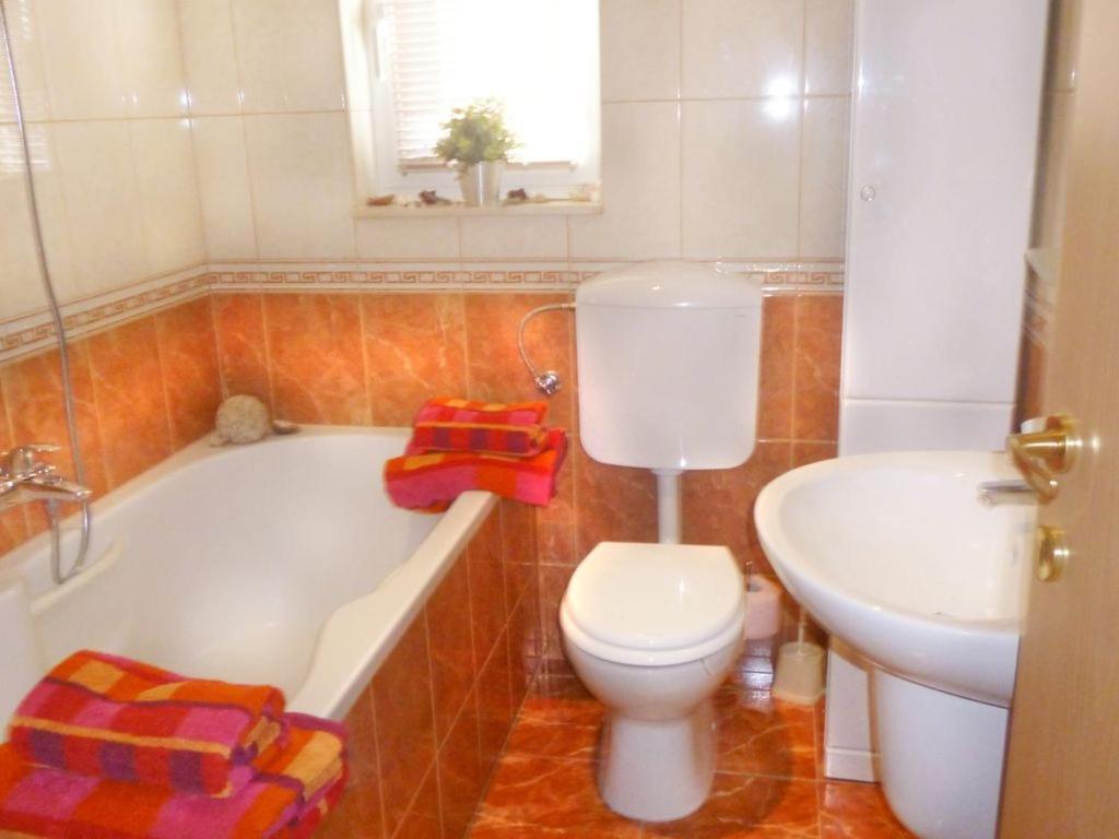 Villa Marija Podstrana Kültér fotó